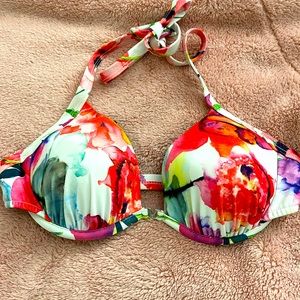 VENUS Push-up Bikini Top